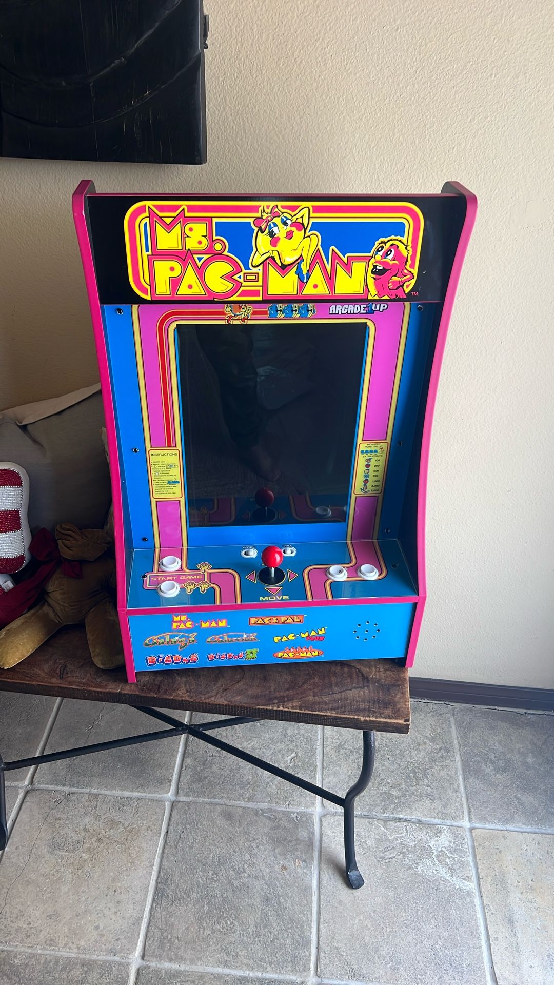 Ms. PAC-Man Arcade1UP Ms. PAC-MAN Party-cade Video Game New