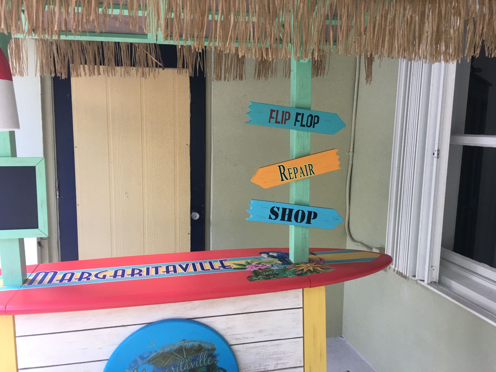 Margaritaville bar set for Sale in Lake Worth, FL OfferUp