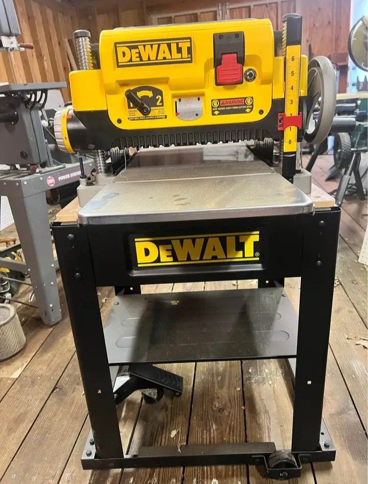 Dewalt 735x 13inch Planer