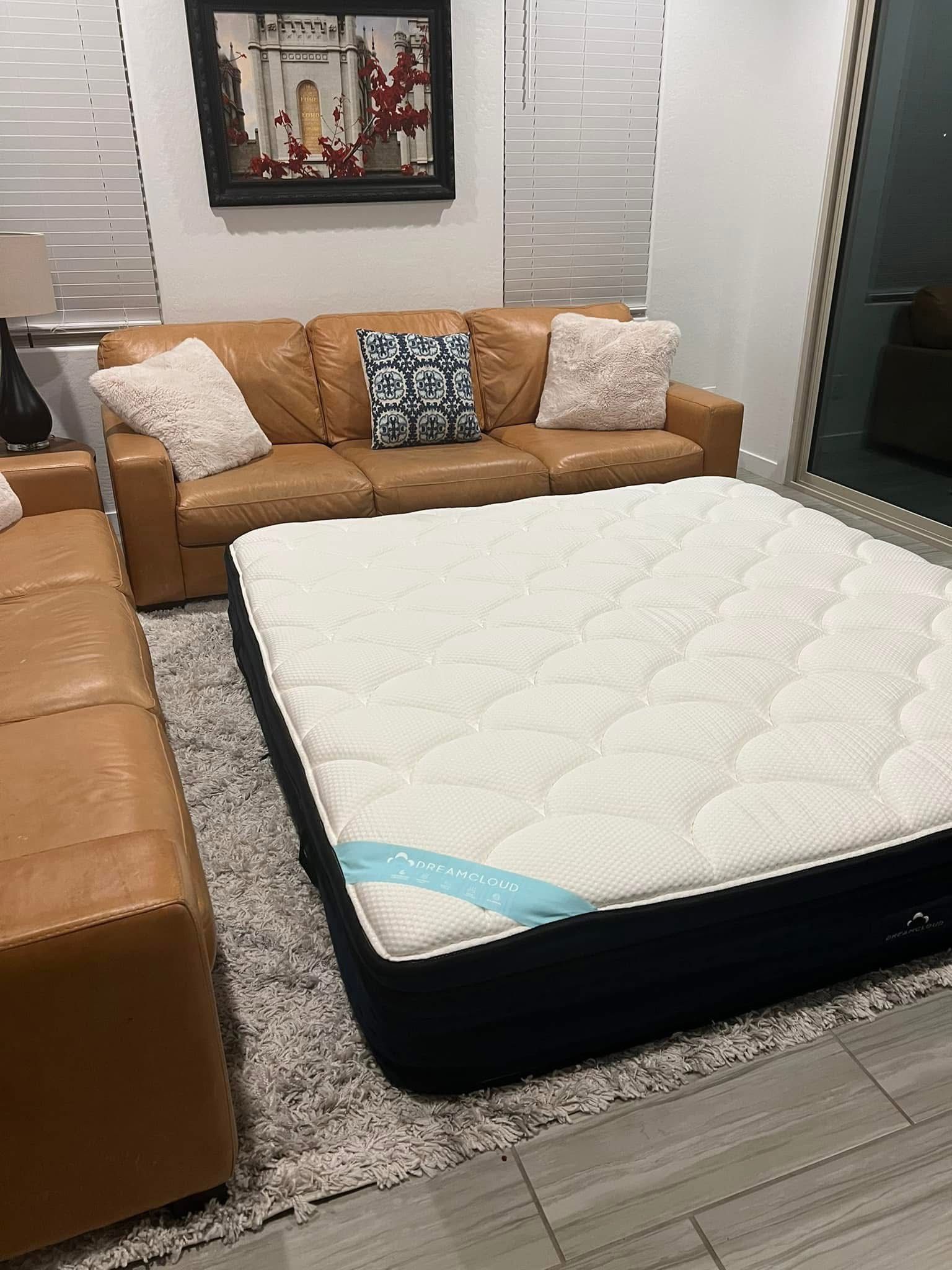 Dreamcloud Premier King Mattress ❤️