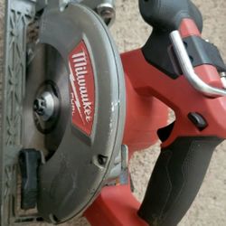 Milwaukee Circular Saw 6 1/2 