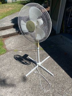 Feature Comforts 18” Pedestal Fan – Powerful 3-Speed Oscillating Fan