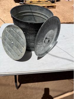 Galvanized Metal Tub with Lid and Grate