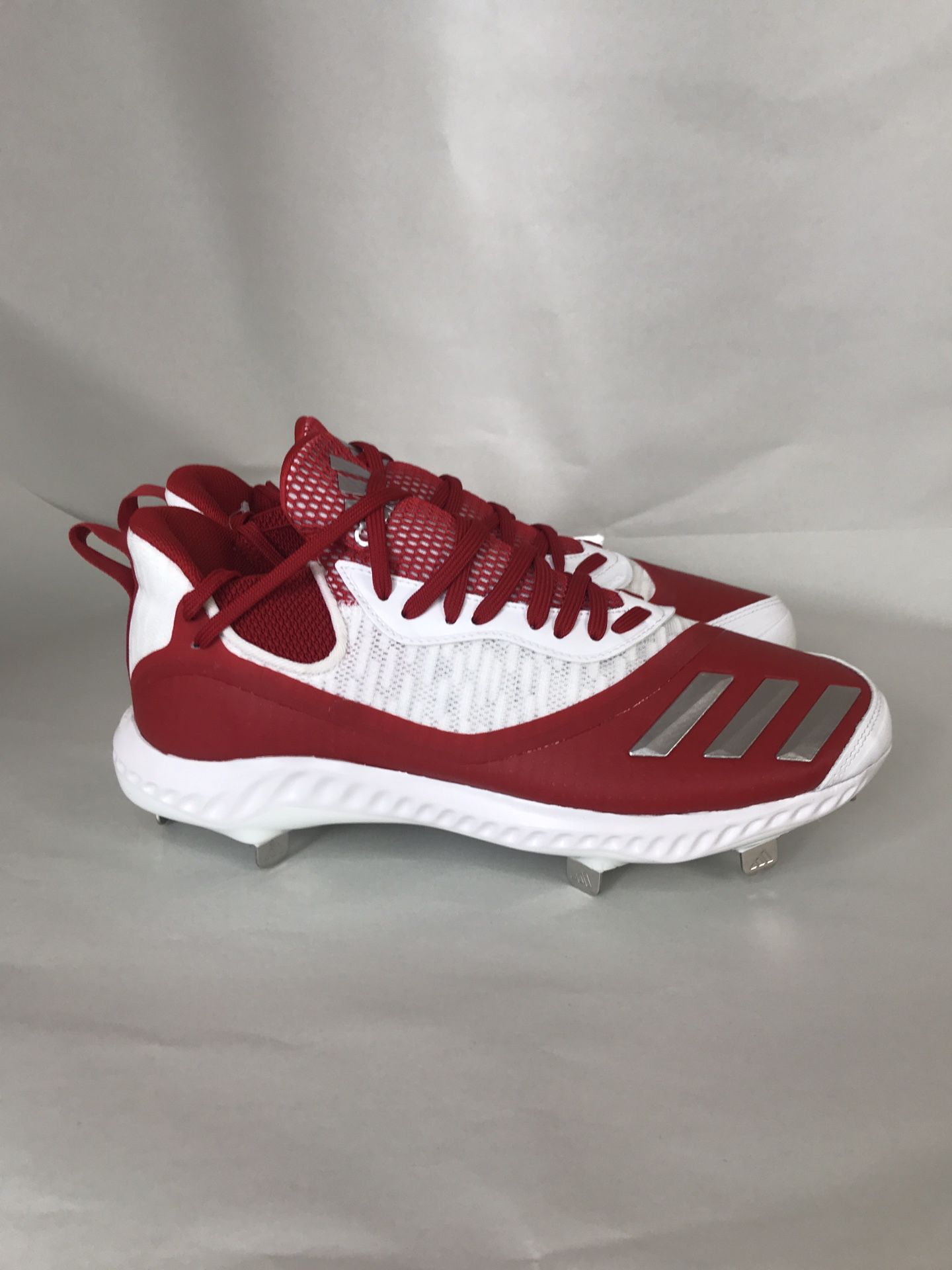NEW Adidas Icon V Bounce Iced Out Mens Baseball Cleats Red/White EE4130 Size 9.5 New without box 