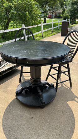 Black table and 6 chairs bar stool height with built in leaf