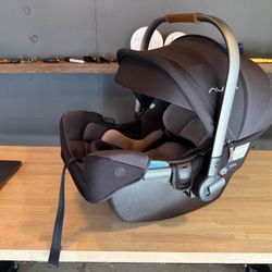 Nuna Pipa Rx Carseat And Base