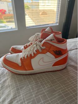 Air jordan 1 mid se “electro orange “