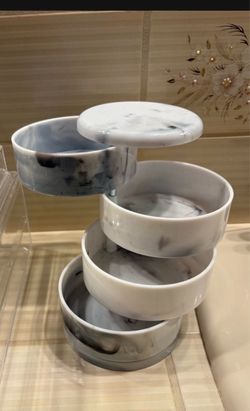 Marble-Print 4 Tiered Jewellery Organizer