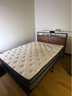 Full Platform Bed with Charging Station + Mattress – Great Condition
