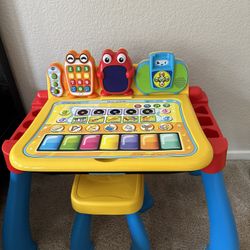 VTech Touch and Learn Activity Desk Deluxe