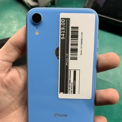 iPhone XR - 128GB - Unlocked