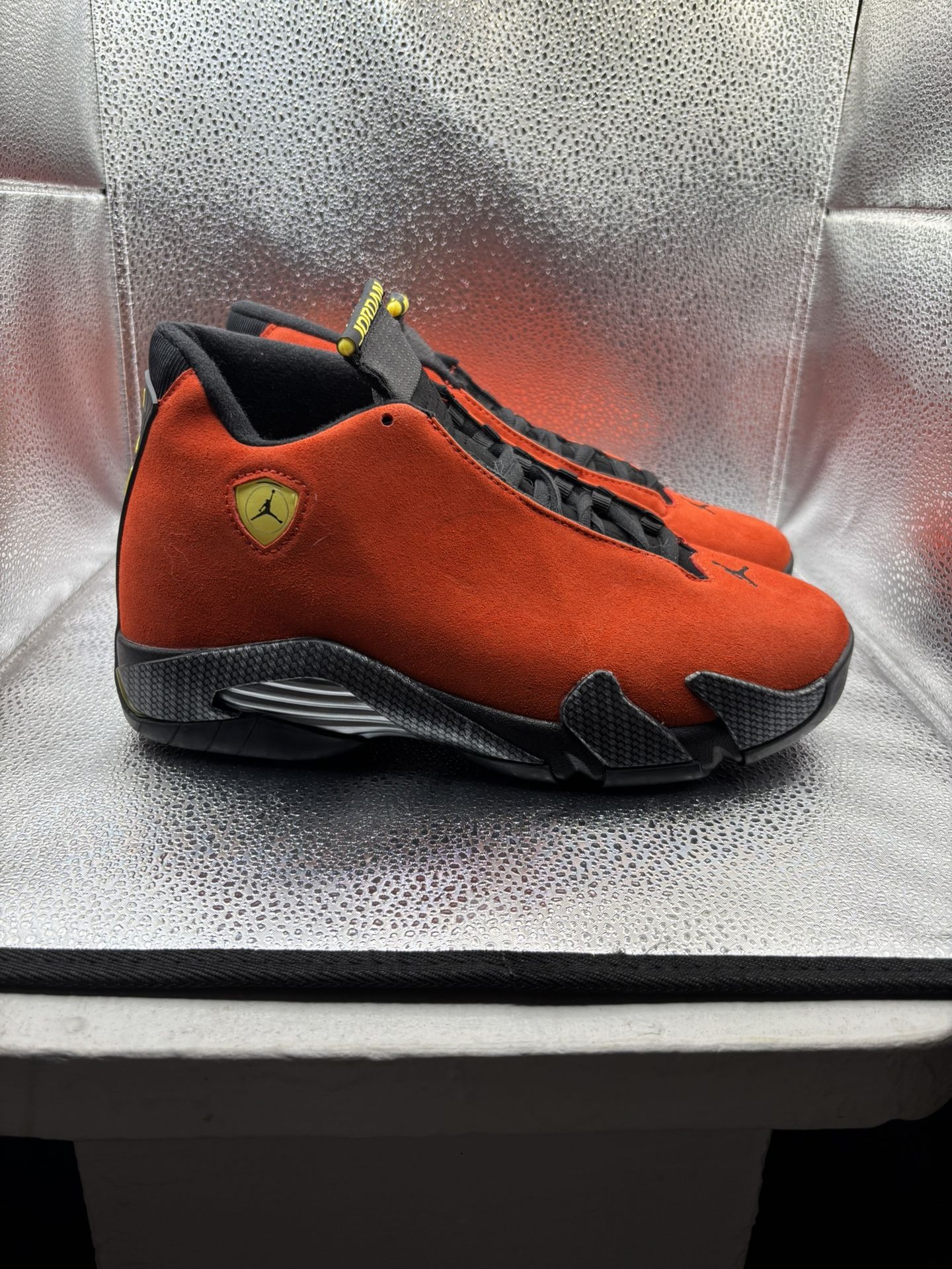 Ferrari 12 Size 8