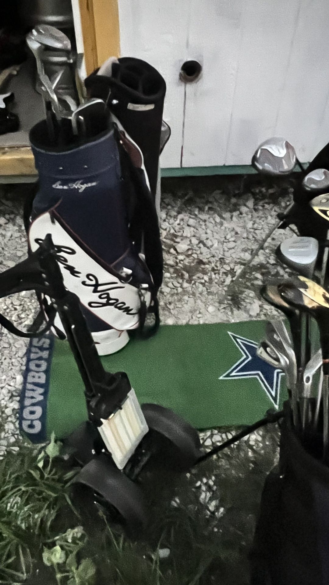 Golf accessories, bags and clubs