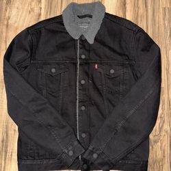 New Men’s Size Medium Levi’s Sherpa Jacket