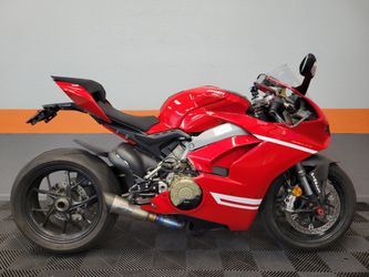 2019 DUCATI PANIGALE V4