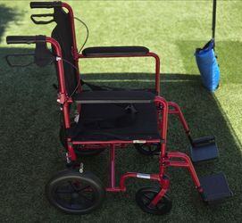 Lightweight folding wheelchair