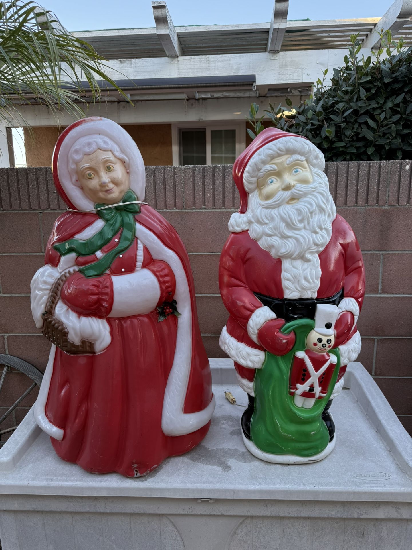 Vintage Christmas Decorations. Blow Mold Santa Claus.