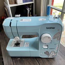 Brother Lx3817a Sewing Machine + Sewing Kit