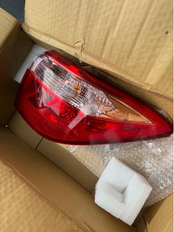 Rear lamps