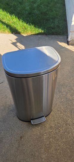 Stainless Steel Step Trash Can