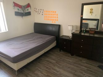 Bedroom set