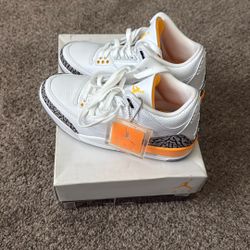 WMNS Air Jordan 3 Retro