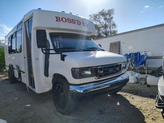 2003 Ford E-350
