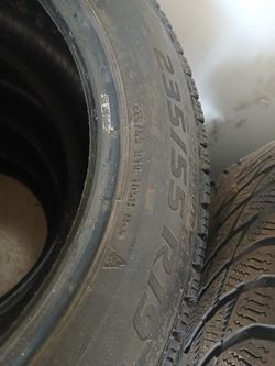 Tire set 235/55/19