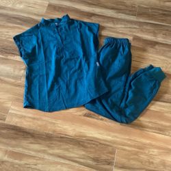 XS Scrub Set, $20