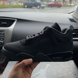 Jordan 4 Black Cat Size 9.5