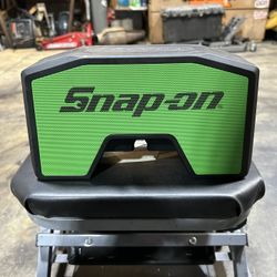 SnapOn Bluetooth Stereo