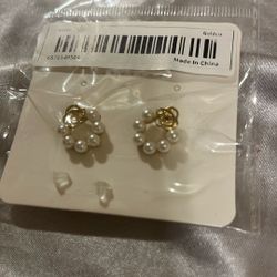 Pearl Earrings New