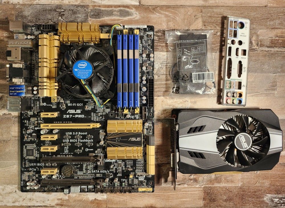 Asus Z87 pro, Intel i7-4790, 16GB RAM, GTX 1060 combo
