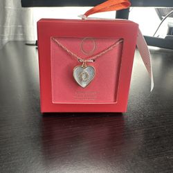 Womens Necklace New 