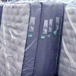 Hybrid Mattress Box Spring...