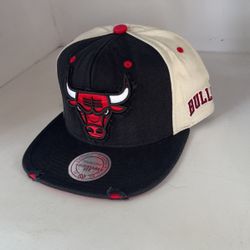 Chicago Bull Snapback Hat 🧢 