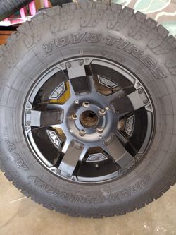 Toyo Tire R17 