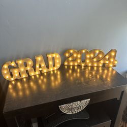 GRAD 2024 light Up Letters 