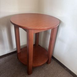 Two Set Of End Tables