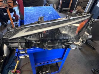 2021-2024 is300 is350 Left Headlight