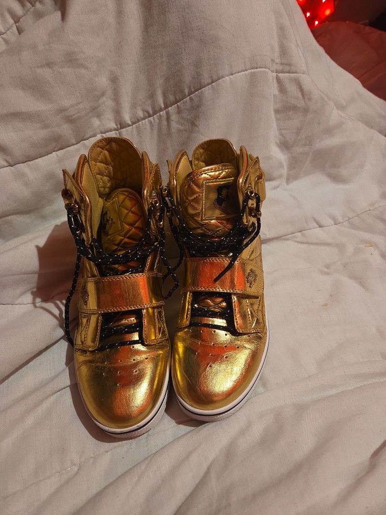 VLADO golden Shoes