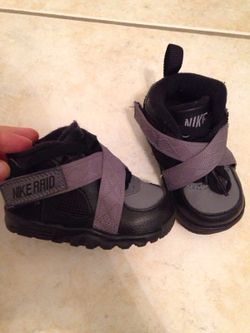 Baby shoes
