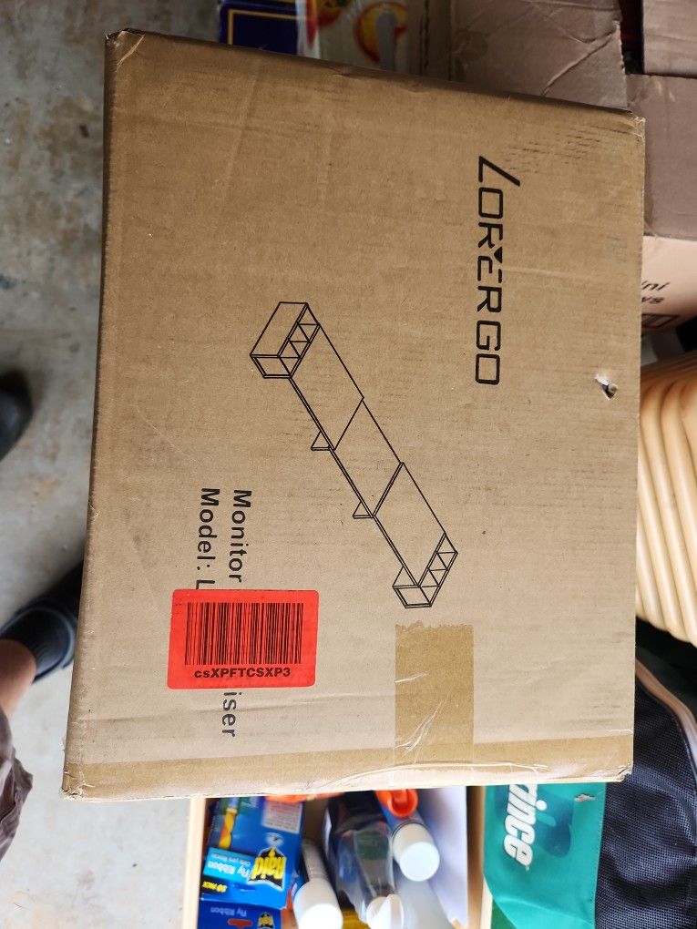 Loyergo Monitor Riser