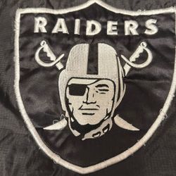 Mens Raiders Jacket With Fleece Liner. Removable Hood Size XL