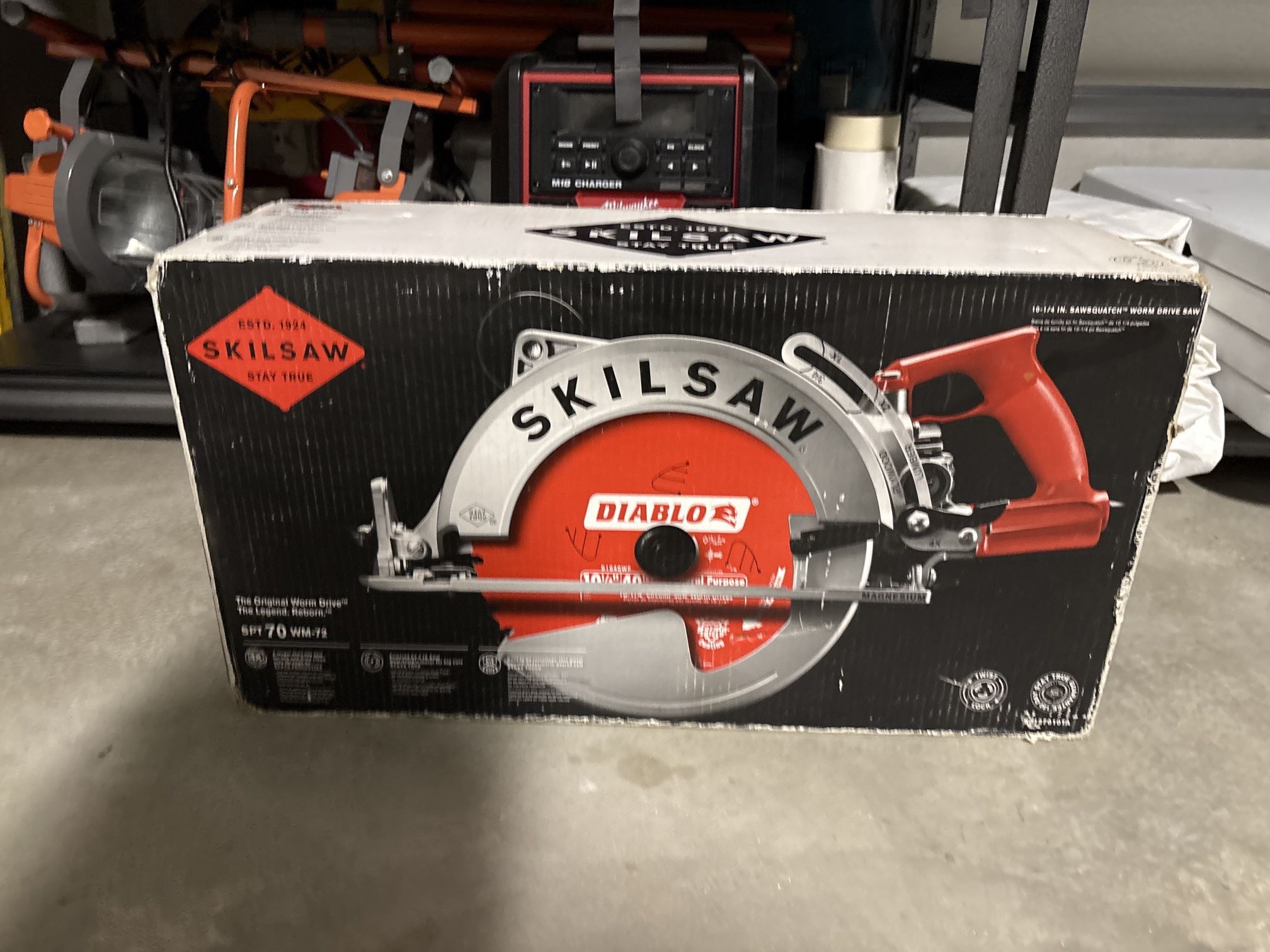 Worm Drive Skill Saw BRAND NEW