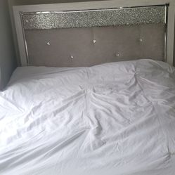 Full Size  Bedroom Set With Light Up Headboard 