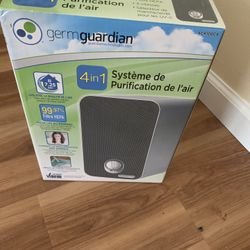 GermGuardian 4 in-1 HEPA Air Purifier 