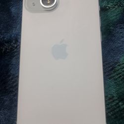iPhone 15 Plus