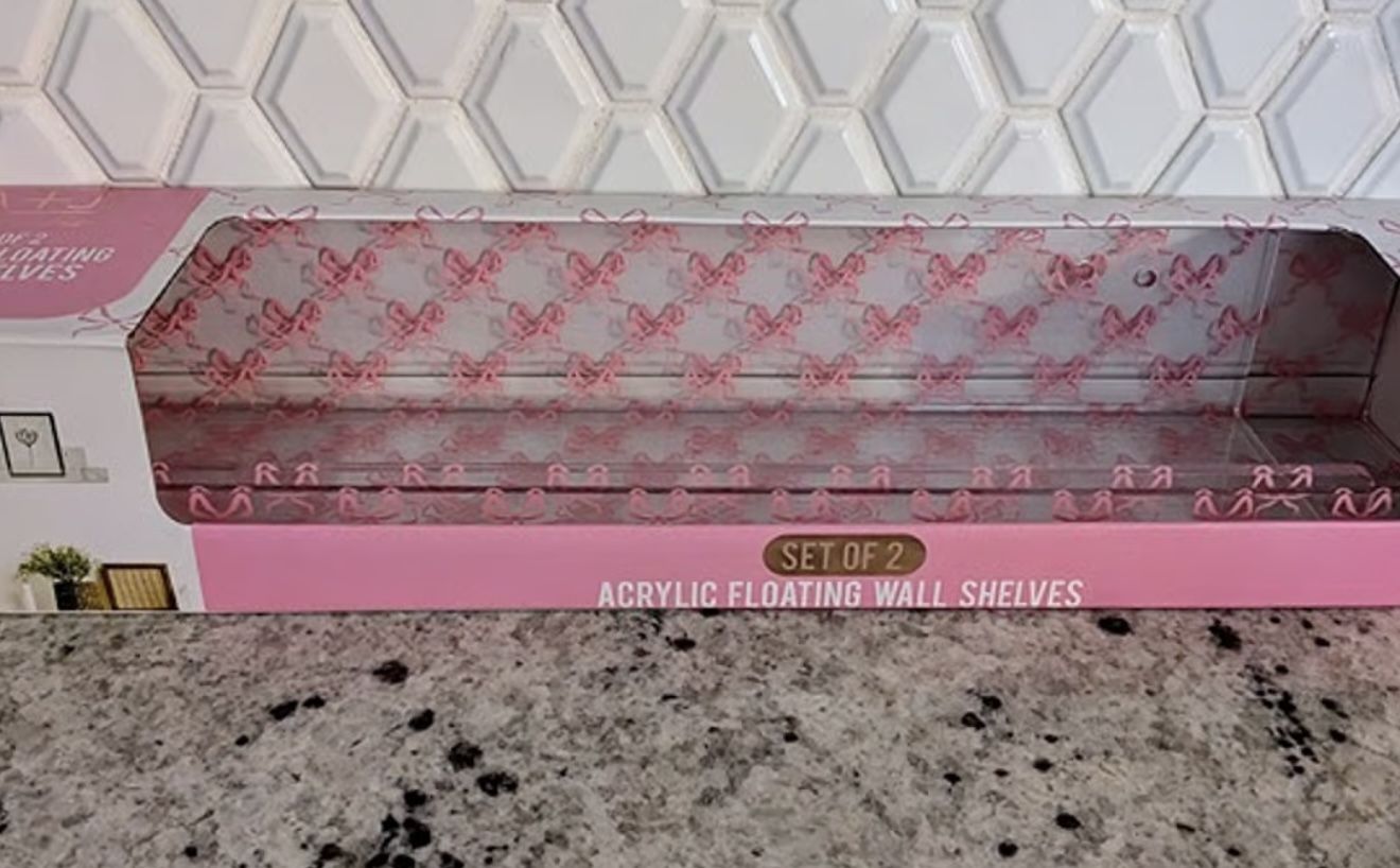 Viral, HTF Size, Coquette Pink Bow Floating Wall Shelves BRAND NEW!