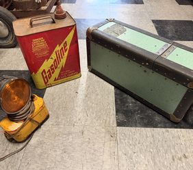 Vintage Midwest Can Co. 2 Gallon Gasoline Can